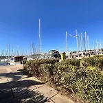 Les Jardins Du Port Port Camargue Avec Piscine A 2 Pas De La * Le Grau-du-Roi