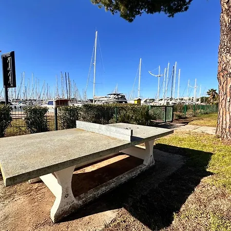 Apartment Les Jardins Du Port Port Camargue Avec Piscine A 2 Pas De La