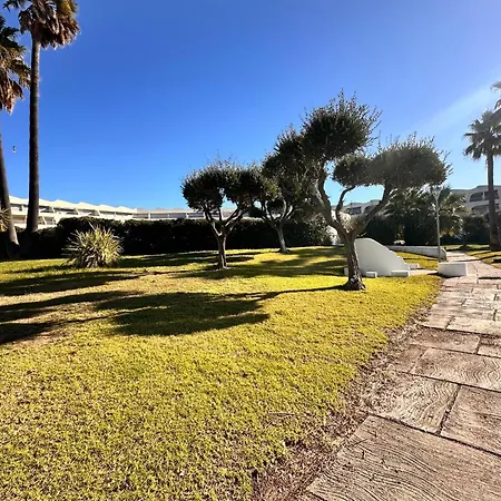 Apartment Les Jardins Du Port Port Camargue Avec Piscine A 2 Pas De La *