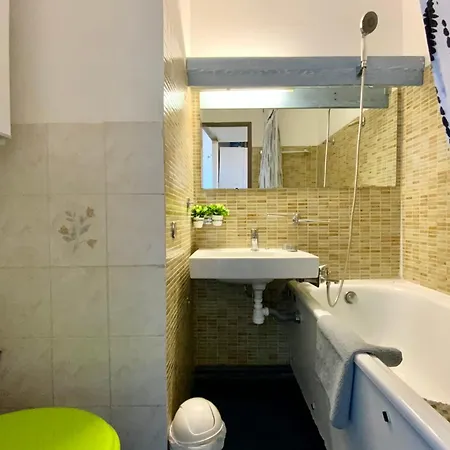 Appartement Les Jardins Du Port Port Camargue Avec Piscine à 2 Pas De La Le Grau-du-Roi