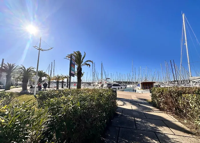 Les Jardins Du Port Port Camargue Avec Piscine A 2 Pas De La Apartment